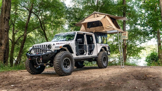 Here’s What Gear You Need for Your Overlanding Trip