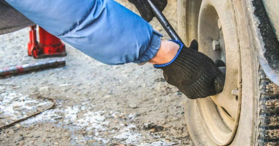 How to Air Down Tires for Off Roading