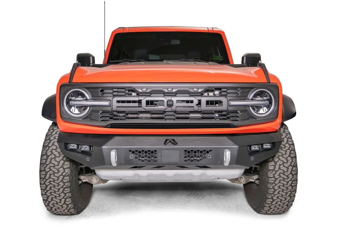 Fab Fours Vengeance front bumper on a Ford Bronco & Bronco Raptor