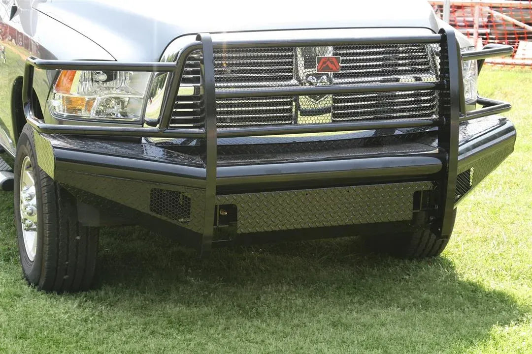 Fab Fours Black Steel front bumper on a Ram 2500–5500, front close up view