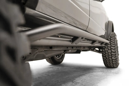 Close-up of the Fab Fours rock slider on a Ford Bronco