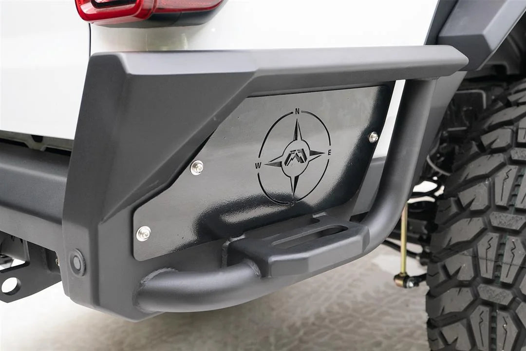Close-up of Fab Fours rear bumper corner step