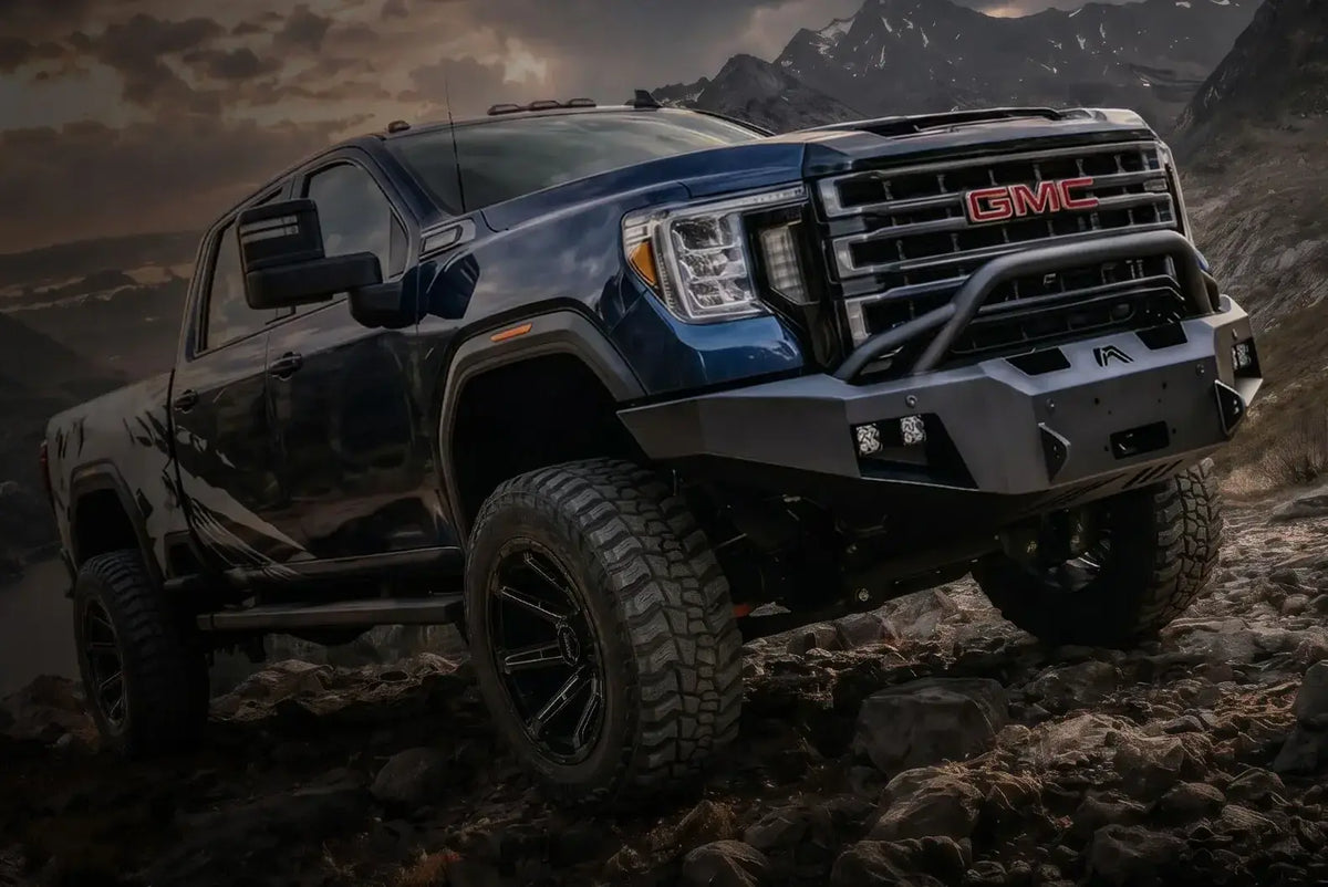 Off-road truck equipped with Fab Fours bumpers
